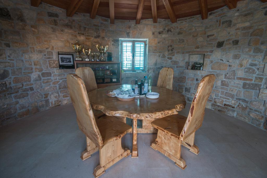 Aparthotel Castrum Novum Novigrad Istria Exteriör bild