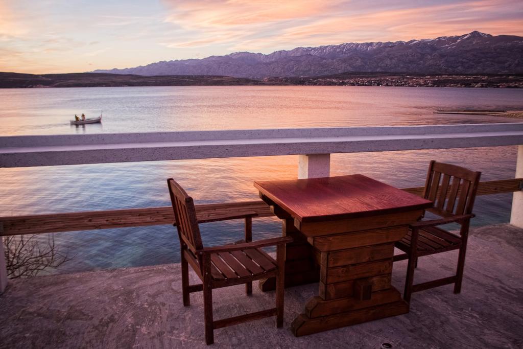 Aparthotel Castrum Novum Novigrad Istria Exteriör bild