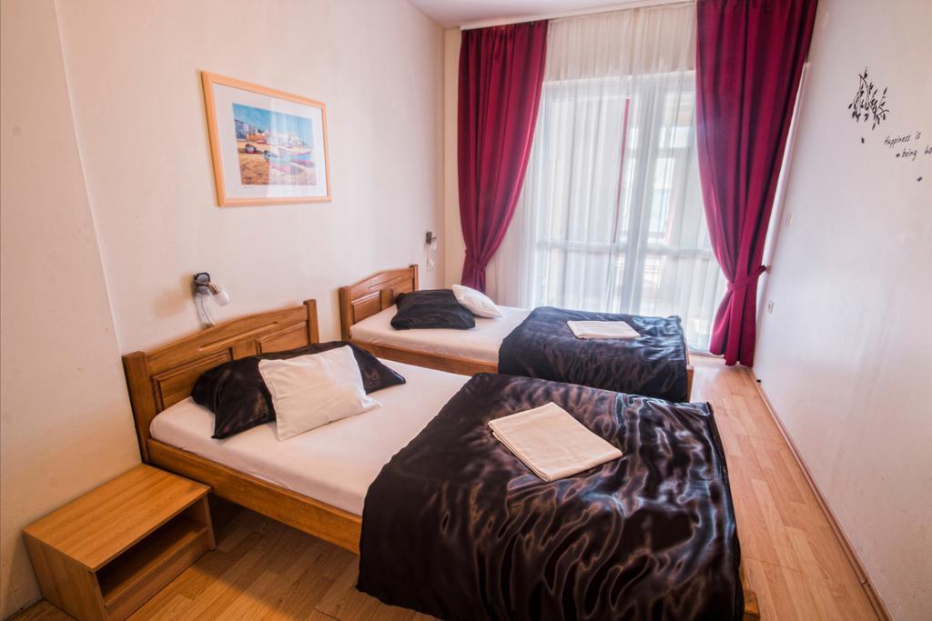 Aparthotel Castrum Novum Novigrad Istria Rum bild